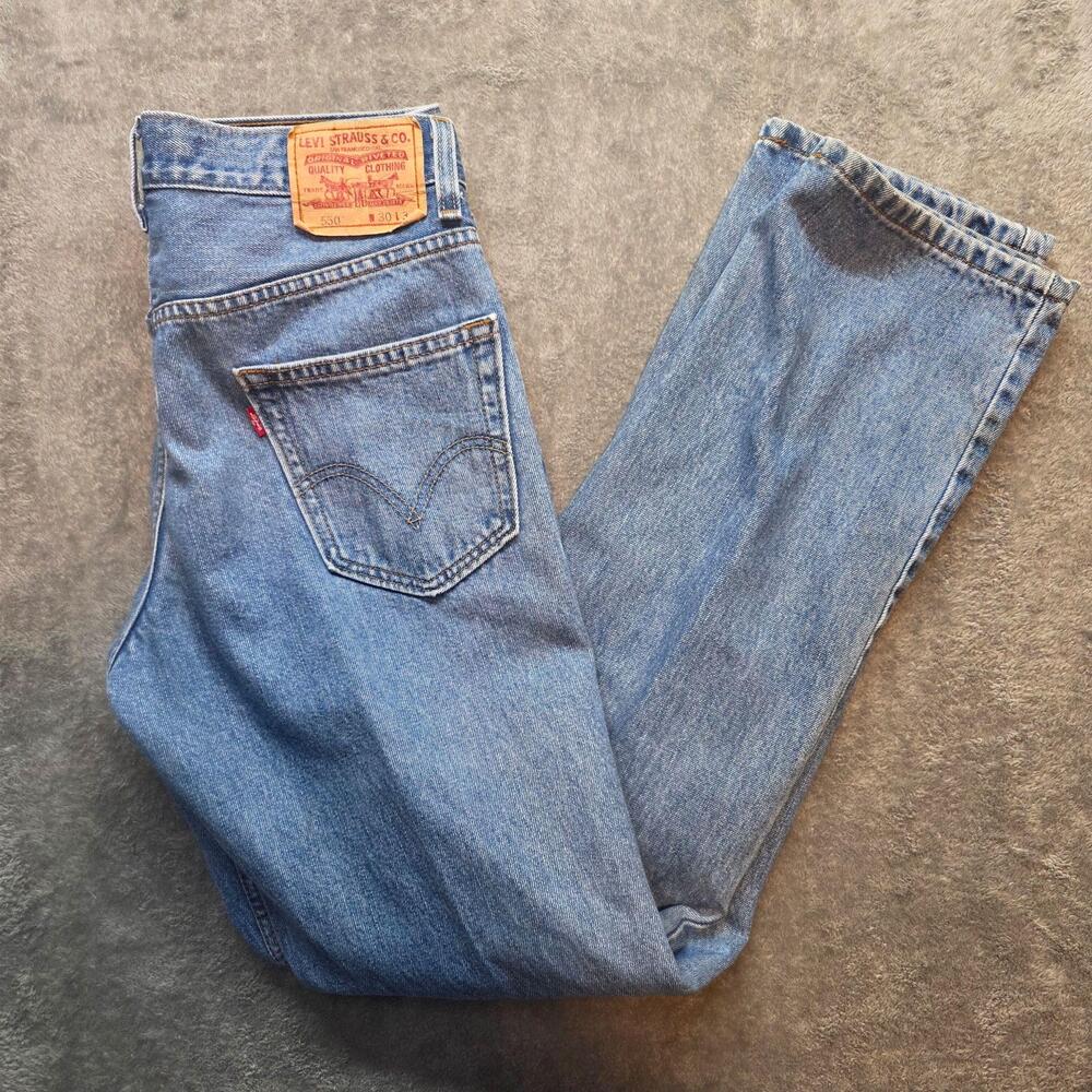 Levi's 550 Jeans Mens 30x34 Blue Medium Wash Relaxed Fit Tapered Leg Denim